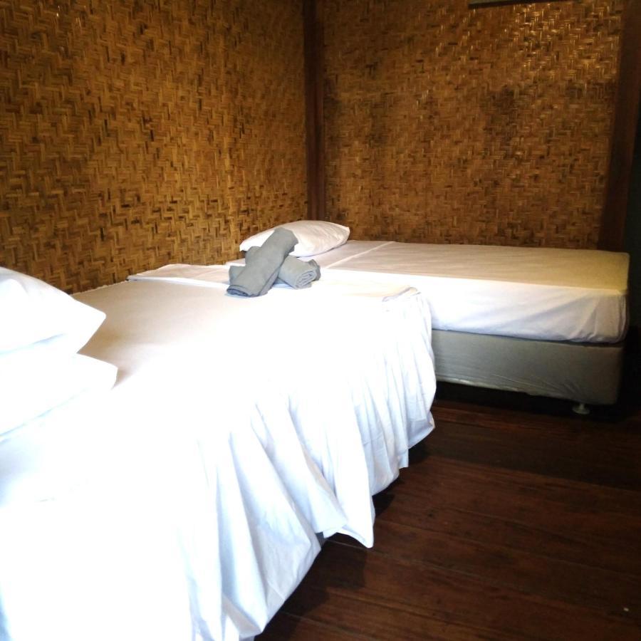 Good Vibes Bungalows Gili Trawangan Bagian luar foto