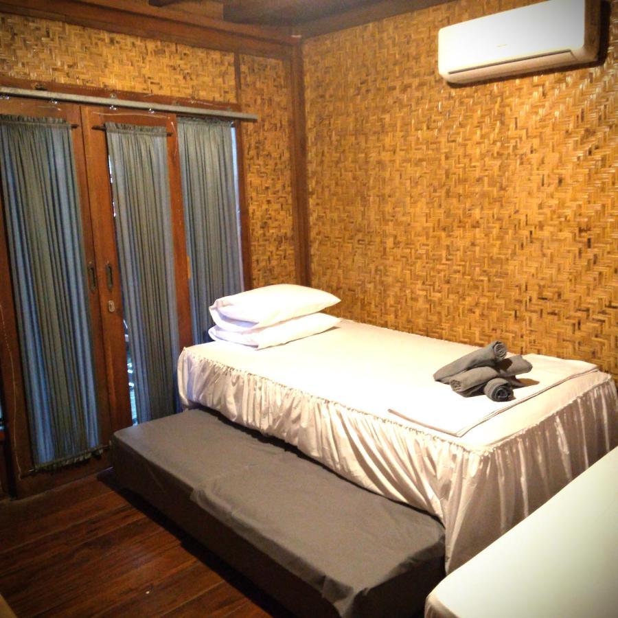 Good Vibes Bungalows Gili Trawangan Bagian luar foto