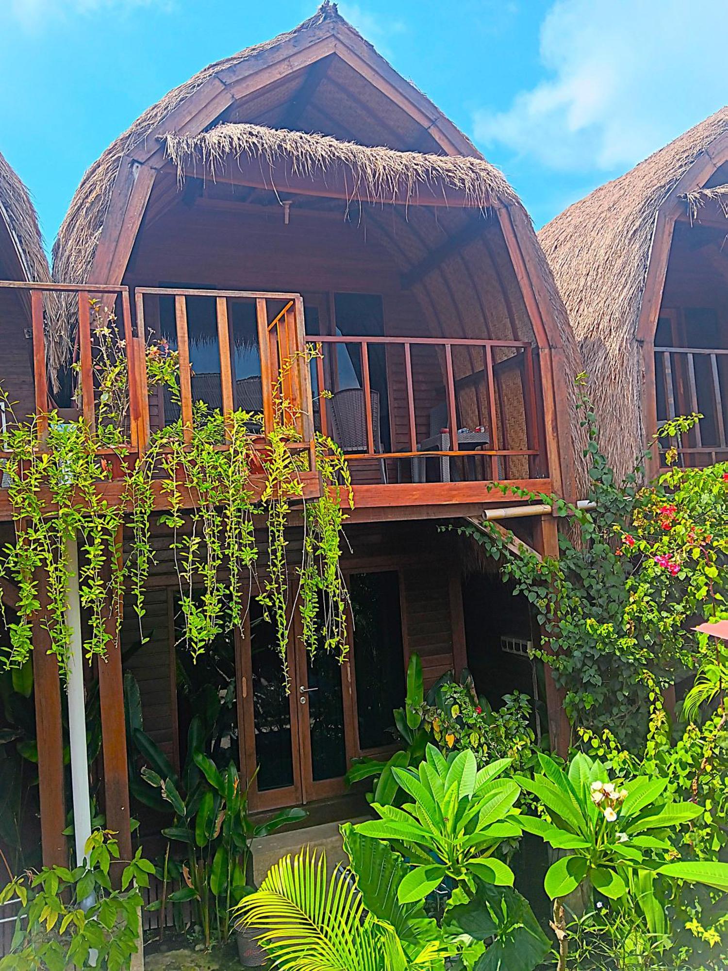 Good Vibes Bungalows Gili Trawangan Bagian luar foto